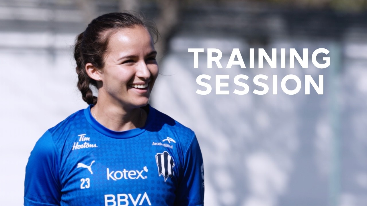 Un día de entrenamiento con las Rayadas en El Barrial previo al partido contra San Luis en el Estadio BBVA.