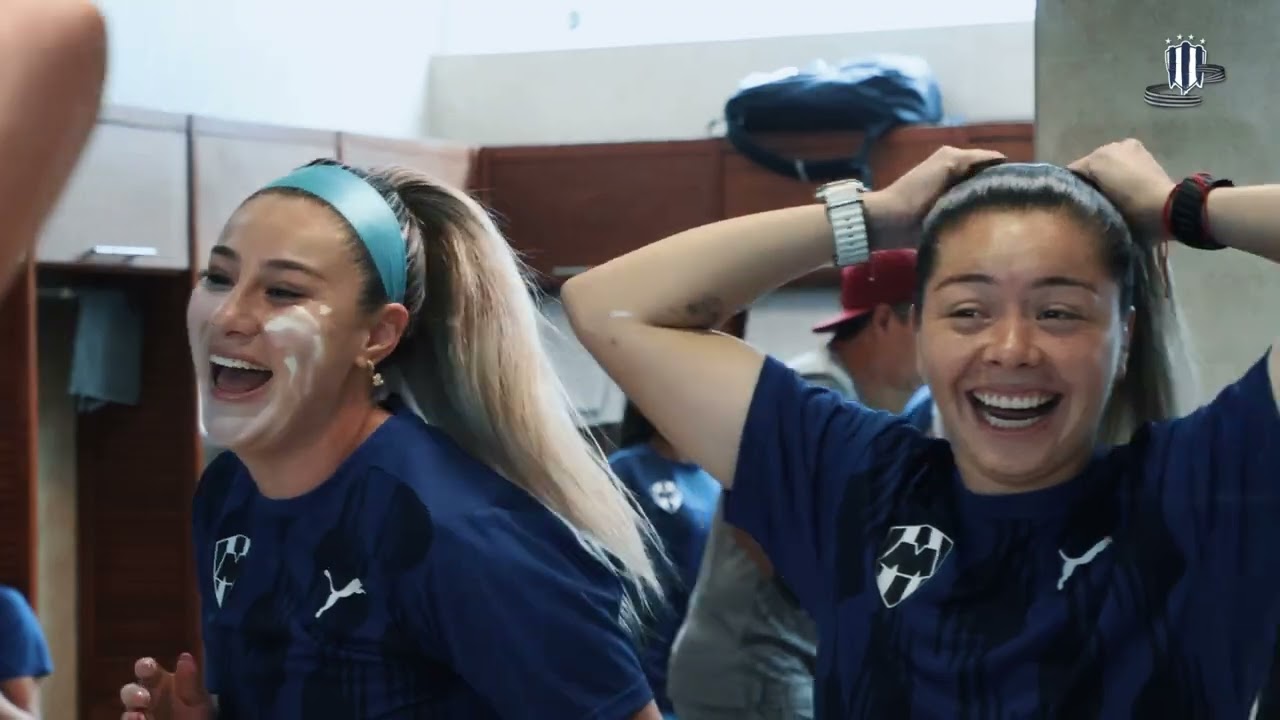 Con 5 goles; 1 de Carol Cázares,  3 de Emily Gielnik, y el primero de Allison Veloz en el club. Las Rayadas triunfan contra Puebla.